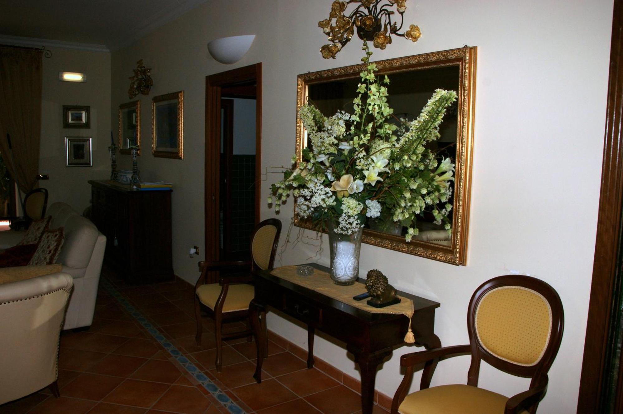 Villa Aurora Le Castella  Exterior photo
