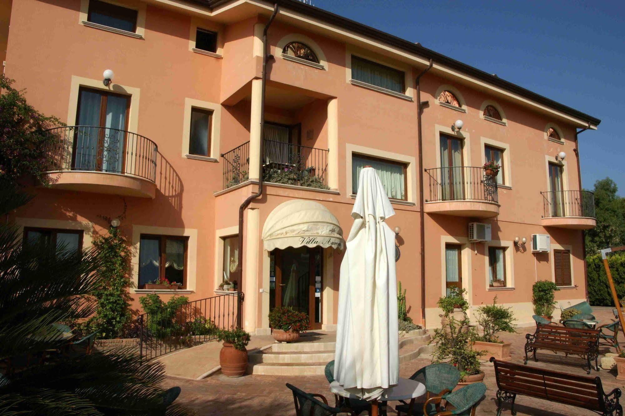 Villa Aurora Le Castella  Exterior photo